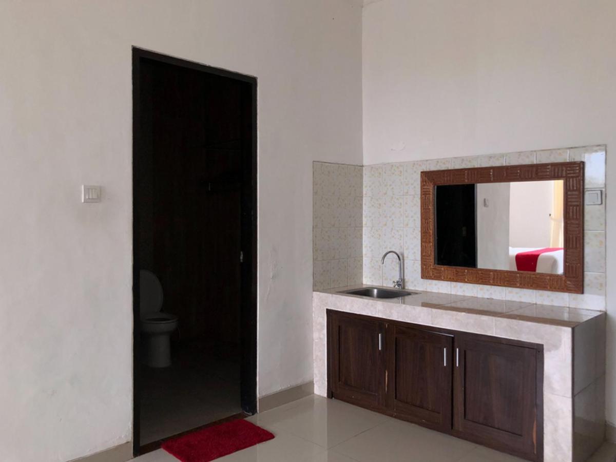 Reddoorz Plus Near Dreamland Beach Jimbaran Kültér fotó