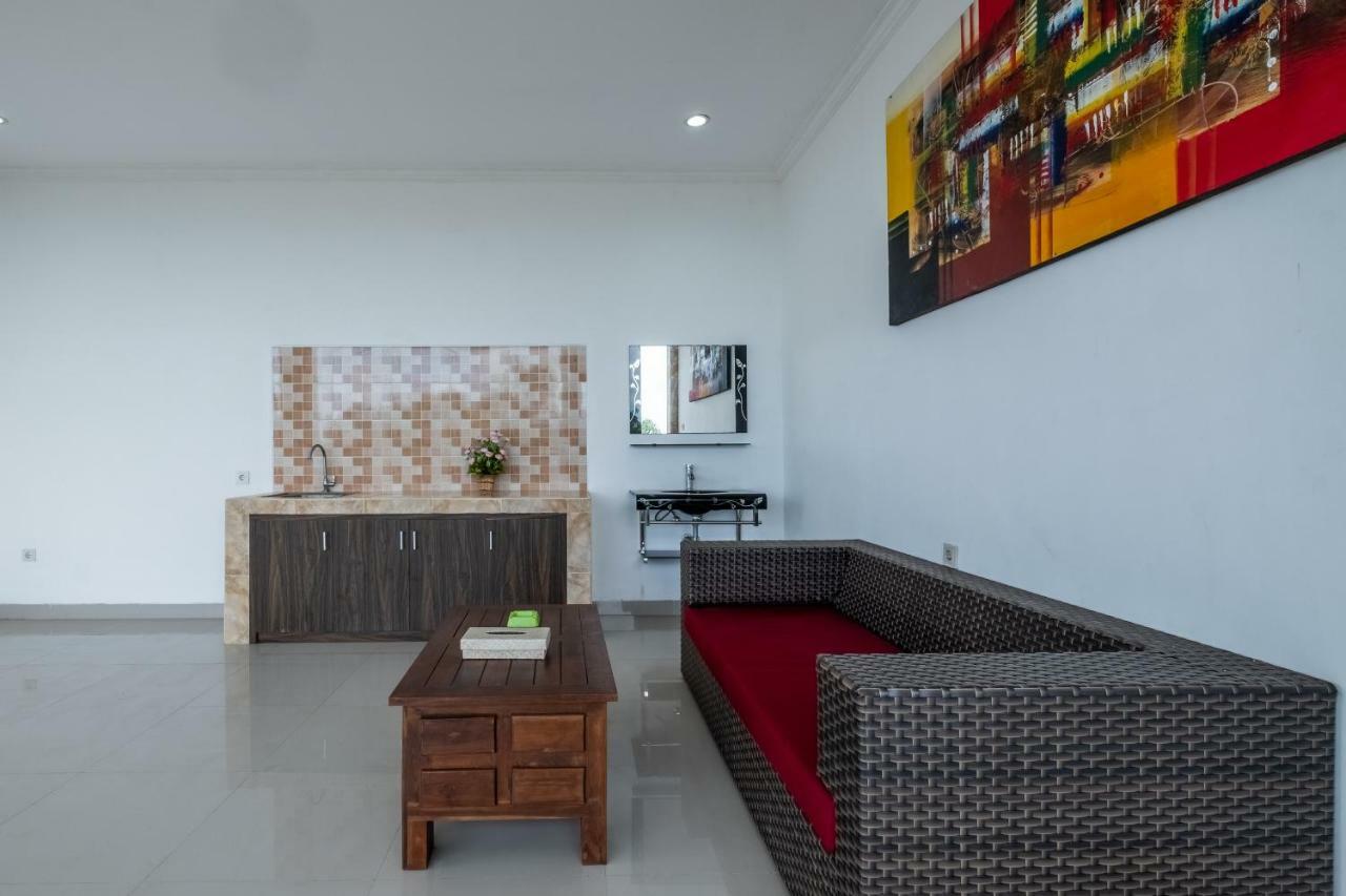 Reddoorz Plus Near Dreamland Beach Jimbaran Kültér fotó